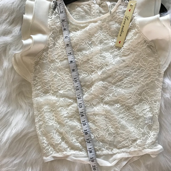 ‼️Price drop‼️‼️Adorable lace bodysuit!💞🌸💞 - Picture 4 of 7